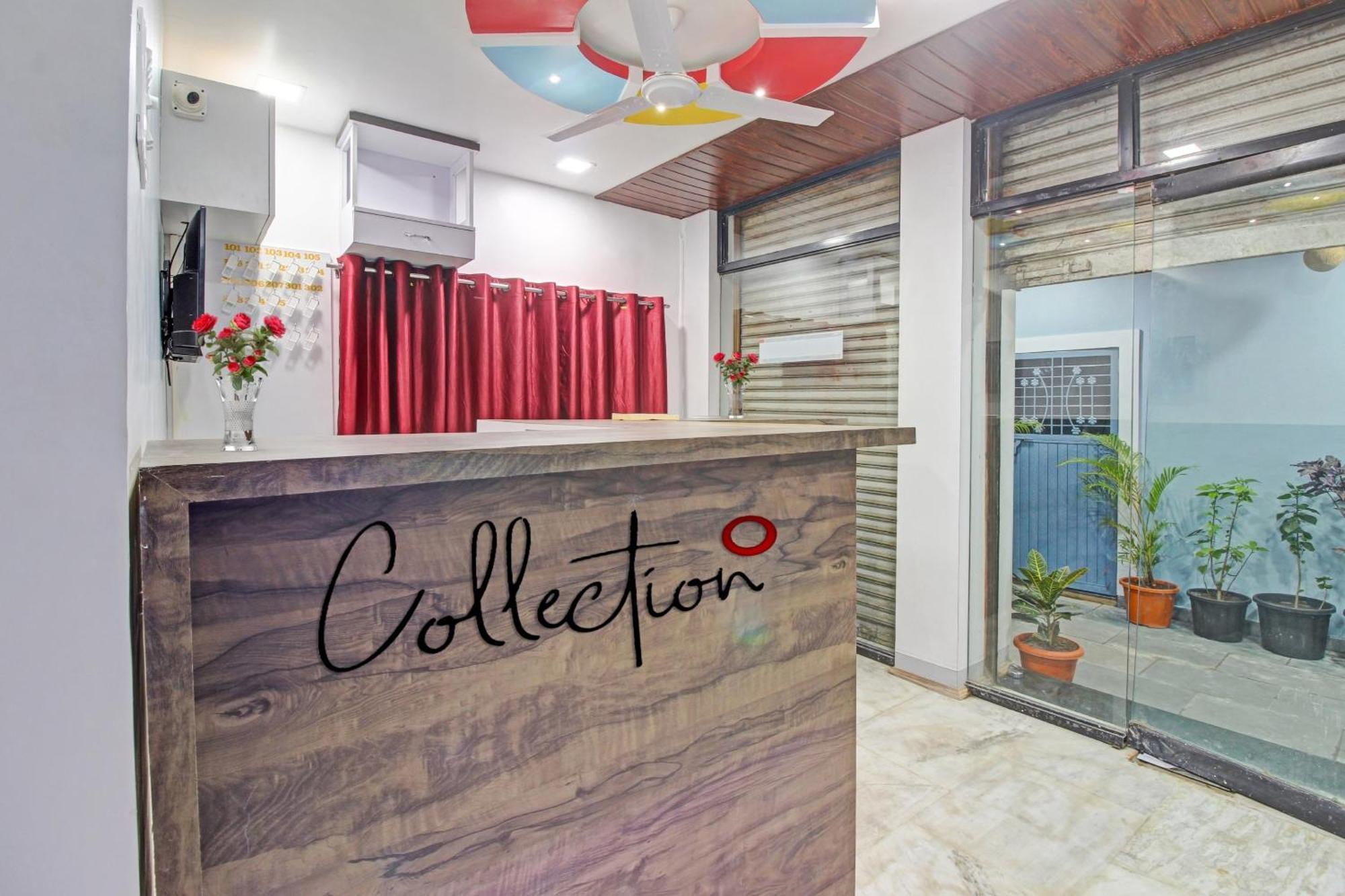 Hotel Collection O Sairaj Lodging & Boarding Shikrapur Esterno foto